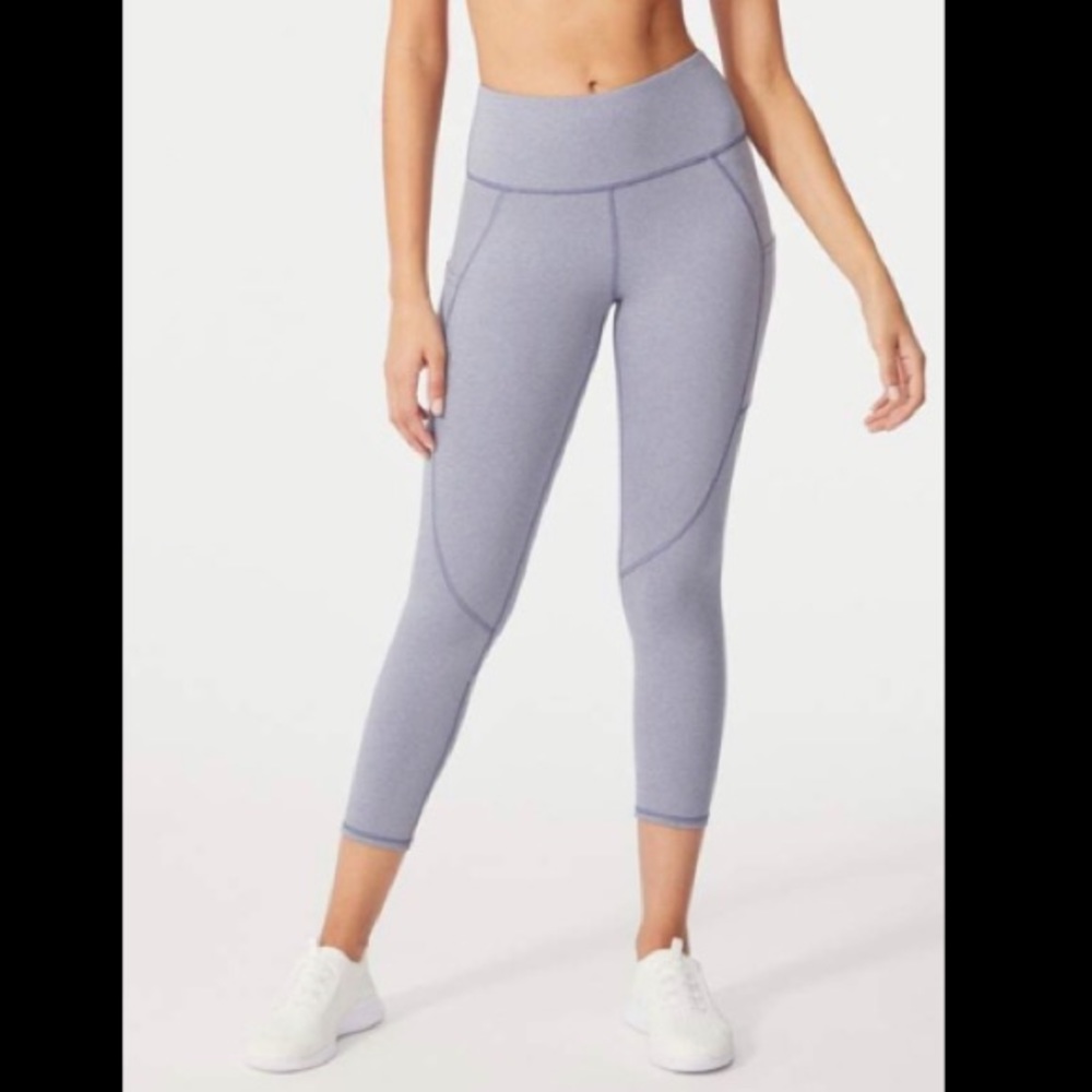 Grey leggings with pockets